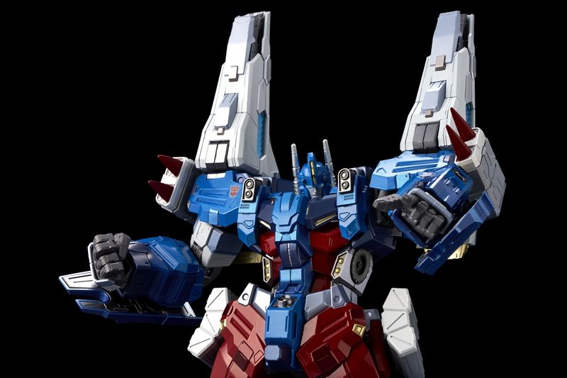 PRE ORDER – [ KURO KARA KURI ] ULTRA MAGNUS