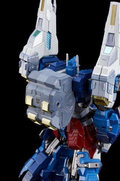 PRE ORDER – [ KURO KARA KURI ] ULTRA MAGNUS