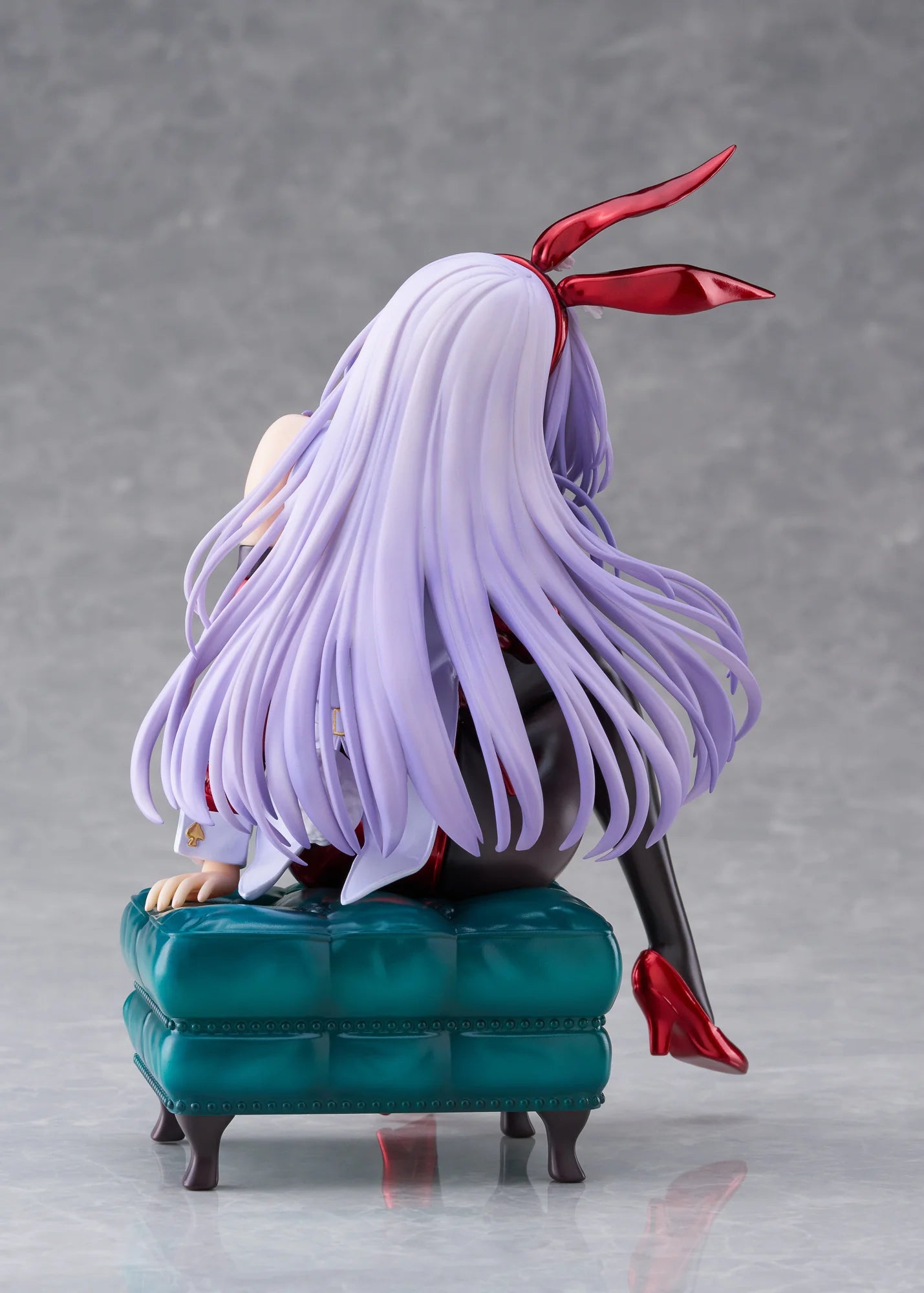 PRE ORDER – 1/7 SHE LAUGHS SHY...I FEEL ASHAMED AMAGASA TSUDURI BUNNY STYLE (XMAS SANTA COLOR)