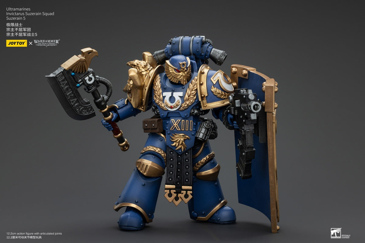 PRE ORDER – 1/18 JOYTOY ULTRAMARINES - INVICTARUS SUZERAIN SQUAD - SUZERAIN 5 JT00287