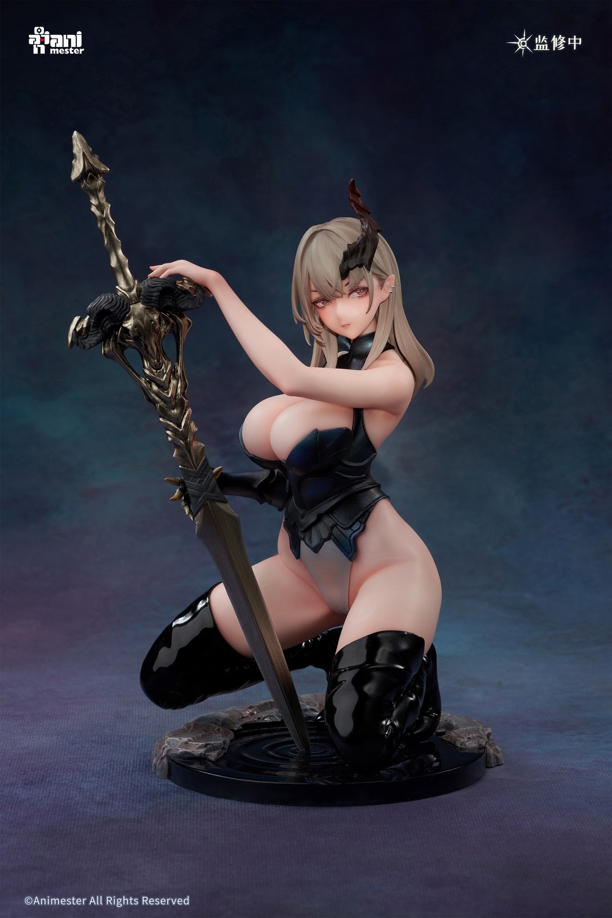 PRE ORDER – 1/6 DEMON HUNTER SELINA