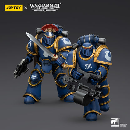 PRE ORDER – 1/18 JOYTOY ULTRAMARINES LEGION MK III TACTICAL SUPPORT SQUAD - LEGIONARY WITH HEAVY BOLTER JT00119