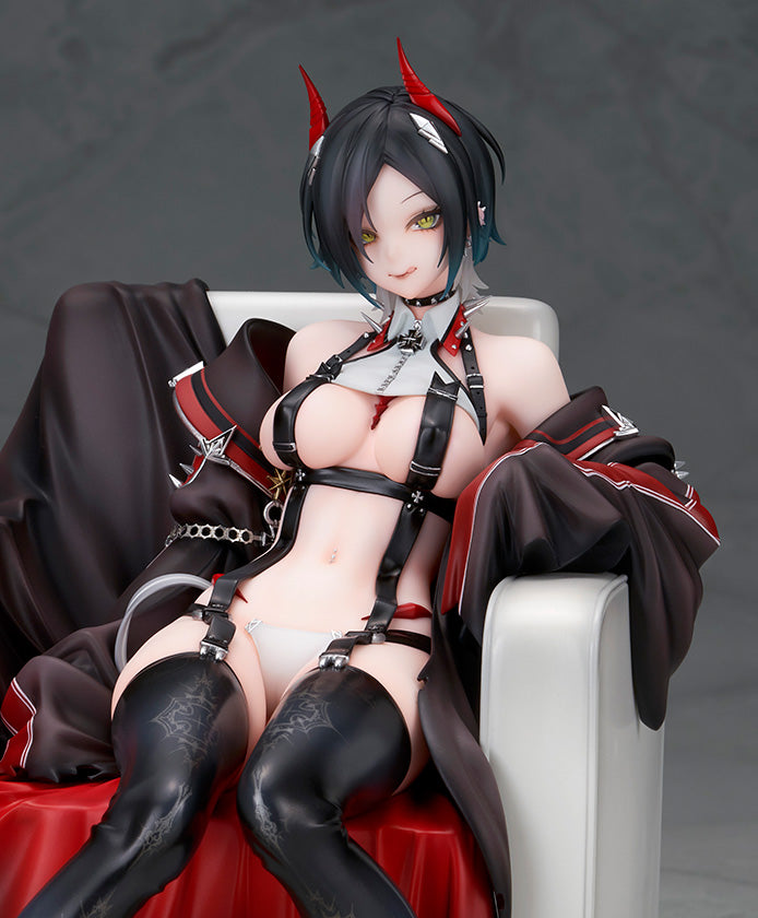 PRE ORDER – AZUR LANE - ULRICH VON HUTTEN AMIAMI EXCLUSIVE