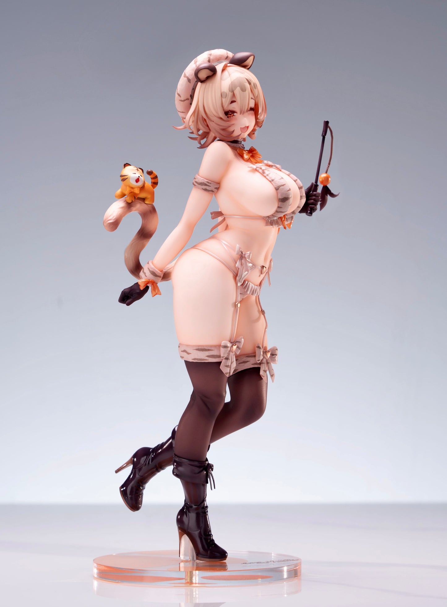 PRE ORDER – 1/6 MIGU-CHAN ILLUSTRATION BY FRENG DELUXE EDITION