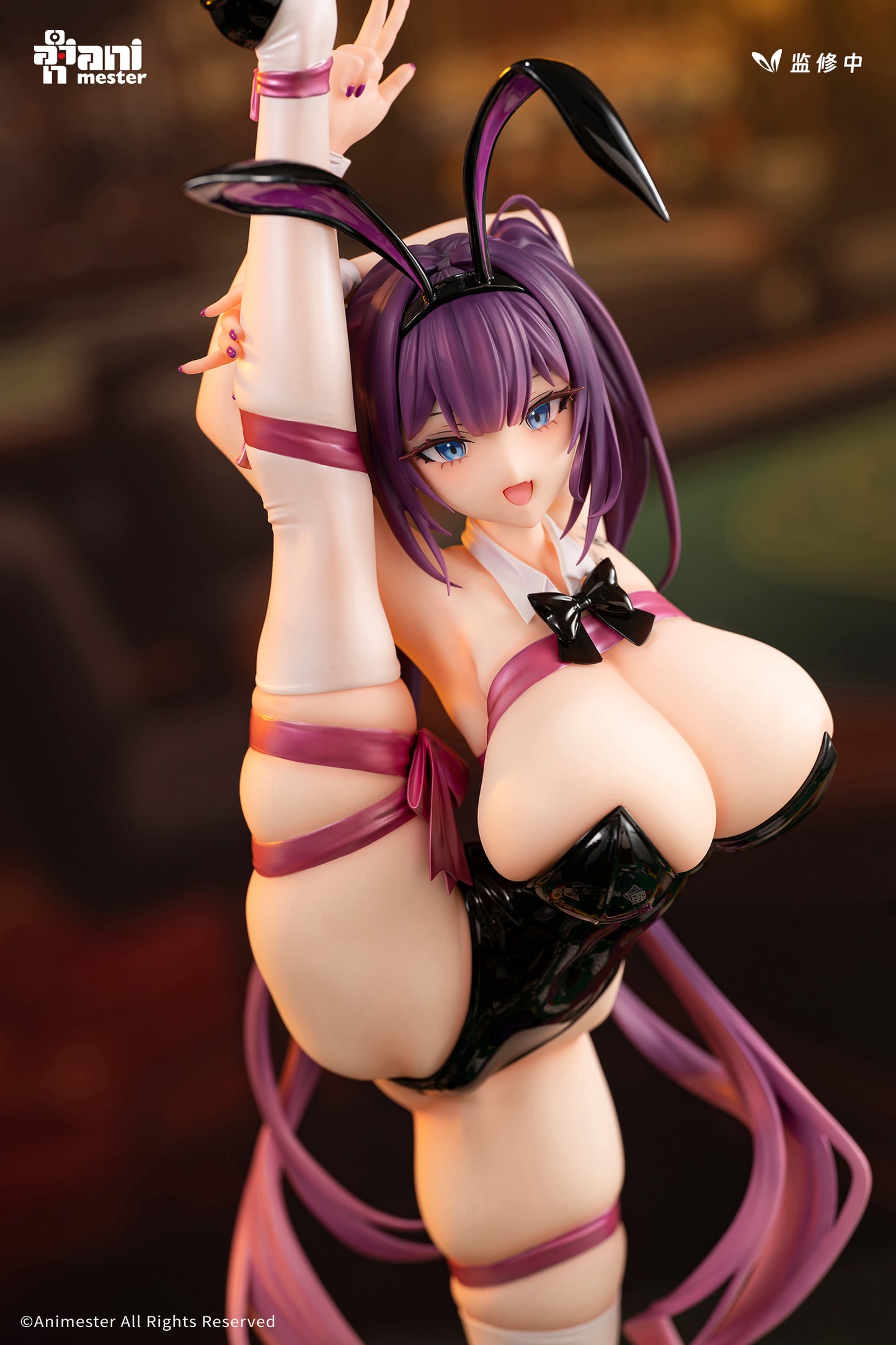 PRE ORDER – 1/4 PRESENT BUNNY YUNA CHAN