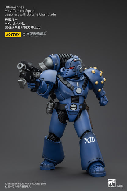 PRE ORDER – 1/18 JOYTOY ULTRAMARINES MK VI TACTICAL SQUAD - LEGIONARY WITH BOLTER & CHAINBLADE JT00089