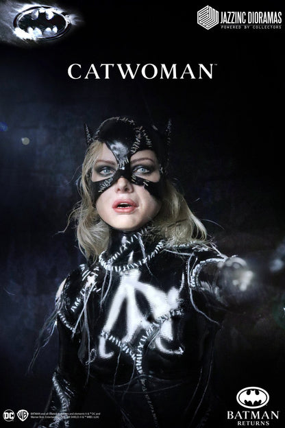 PRE ORDER – 1/6 JAZZINC DIORAMAS BATMAN RETURNS - CATWOMAN (BASIC BATTLE DAMAGED VERSION)