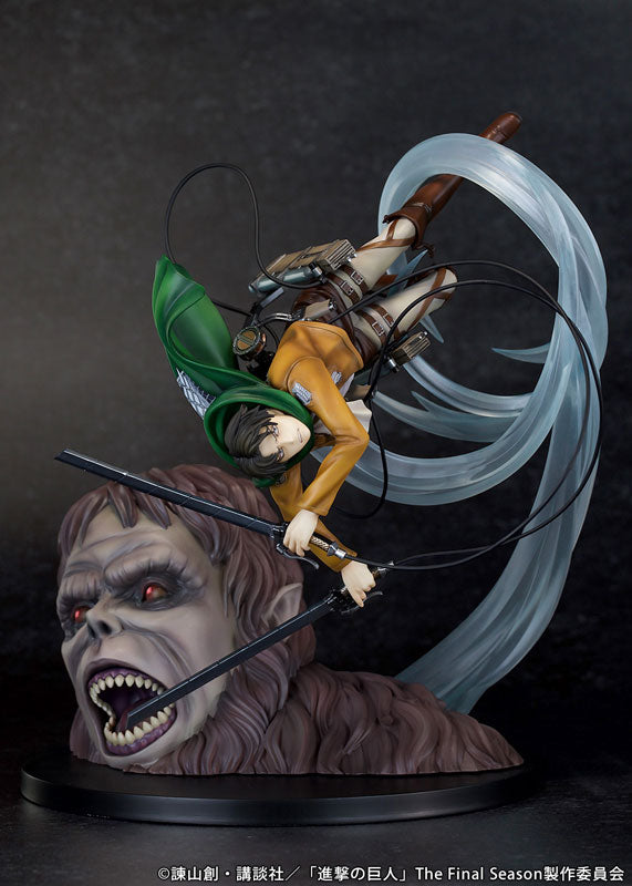 PRE ORDER – SCALE FIGURE LEVI VS BEAST TITAN VER.