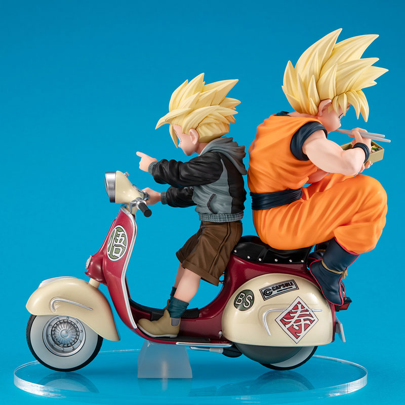 BACK ORDER – DESKTOP REAL MCCOY EX DRAGON BALL Z  SUPER SAIYAN SON GOKU &  SUPER SAIYAN SON GOHAN ＆ MORTORBIKE