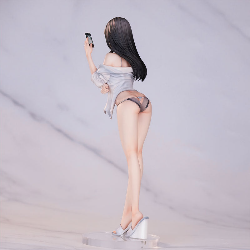 PRE ORDER – 1/6 SELFIE GIRL - SCALE PAINTED FINISHED FIGURE REGULAR VERSION