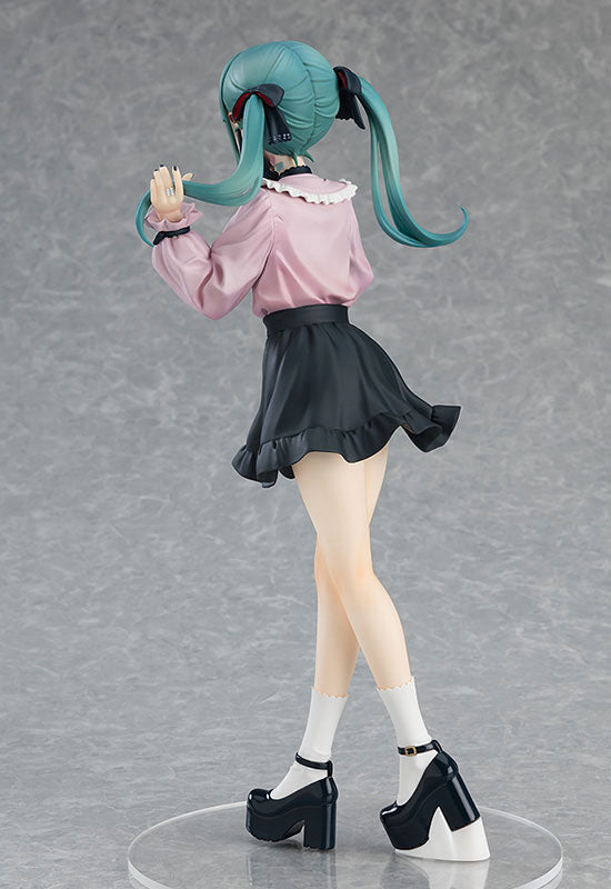 PRE ORDER – POP UP PARADE CHARACTER VOCAL SERIES 01 : HATSUNE MIKU : THE VAMPIRE VER. L