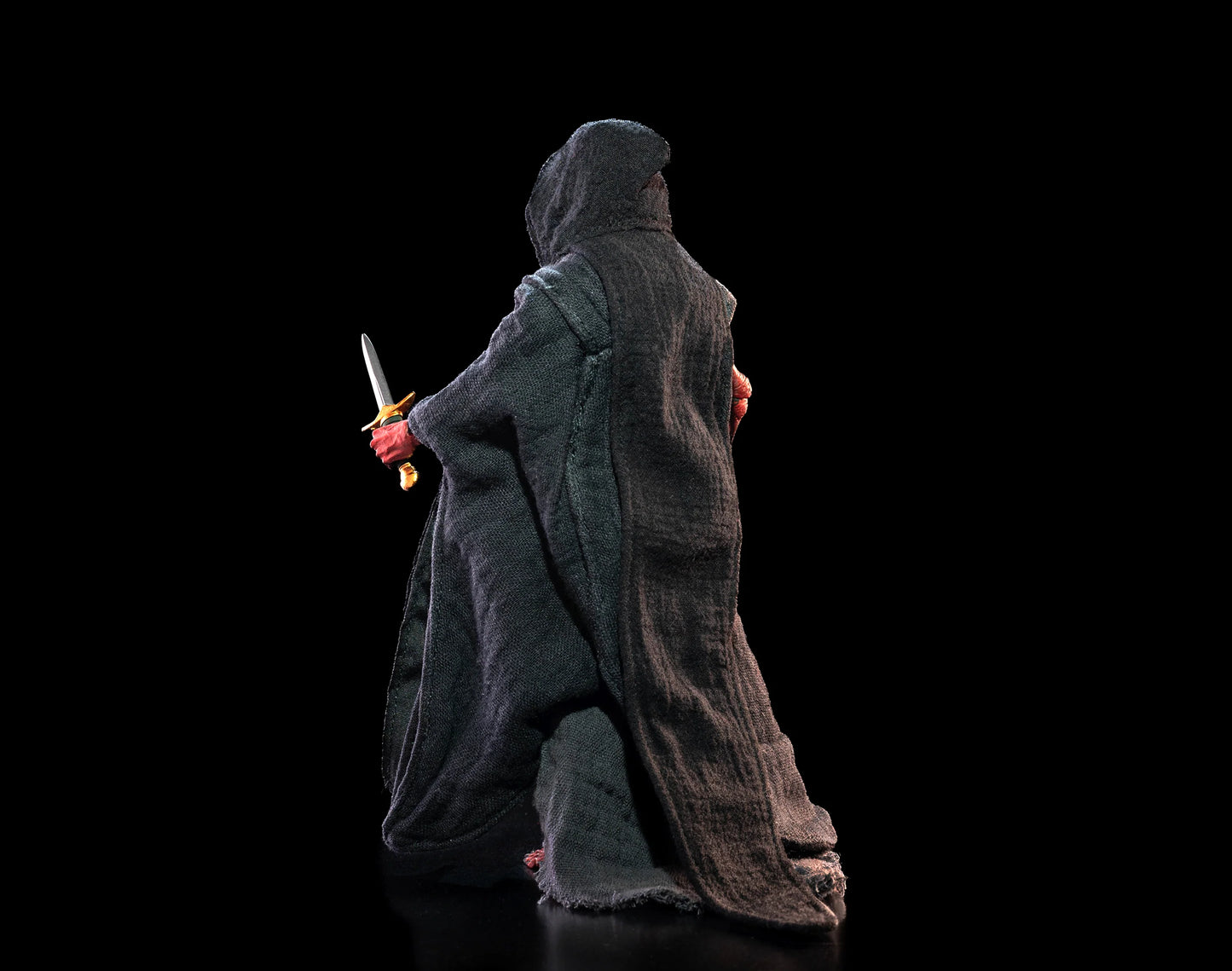 PRE ORDER – 2025 USA RESTOCK - FIGURA OBSCURA: THE MASQUE OF THE RED DEATH, BLACK ROBES