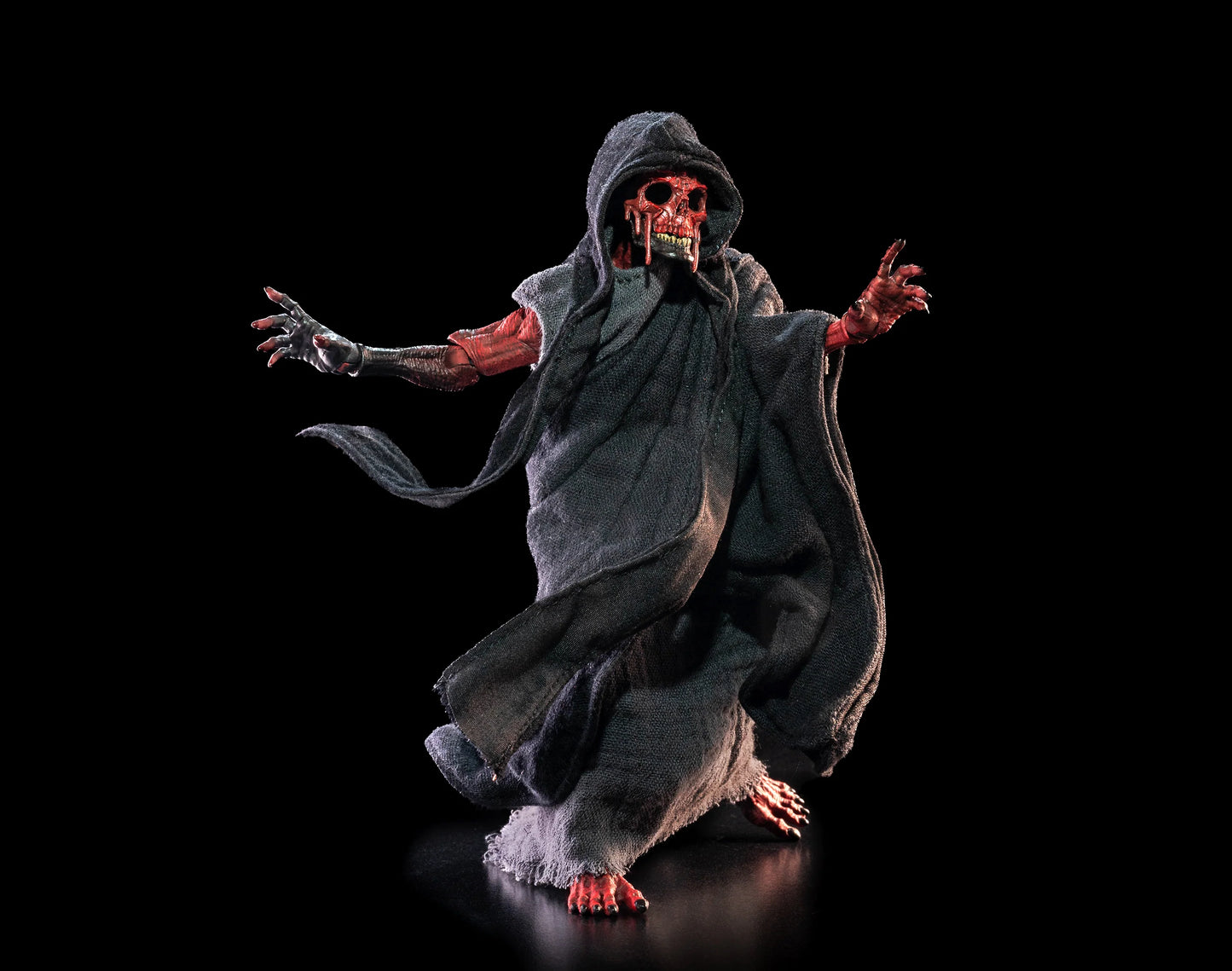 PRE ORDER – 2025 USA RESTOCK - FIGURA OBSCURA: THE MASQUE OF THE RED DEATH, BLACK ROBES