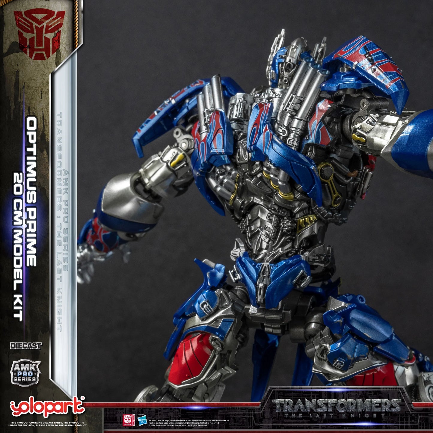 PRE ORDER – TRANSFORMERS: AMK PRO SERIES 20CM OPTIMUS PRIME MODEL KIT