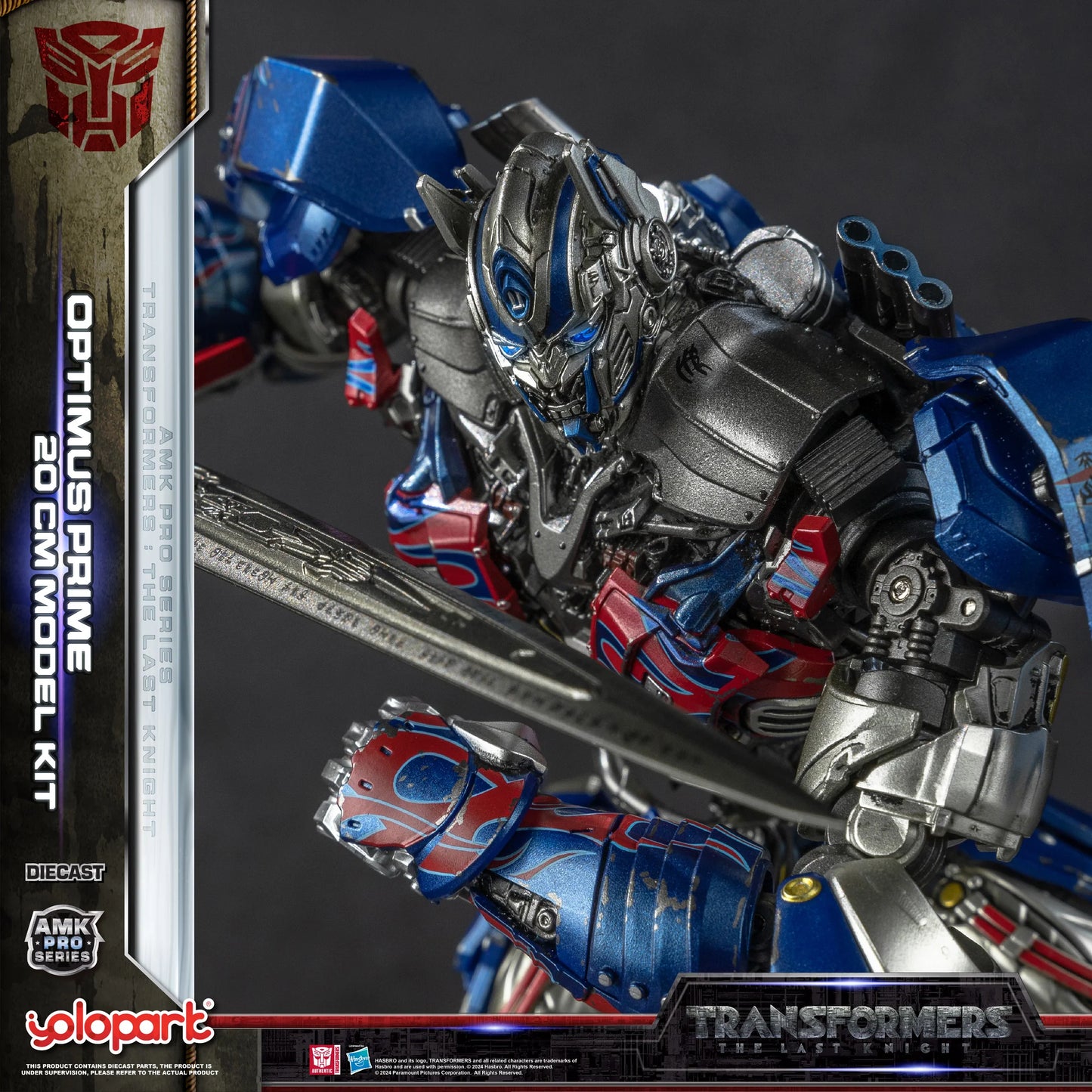 PRE ORDER – TRANSFORMERS: AMK PRO SERIES 20CM OPTIMUS PRIME MODEL KIT