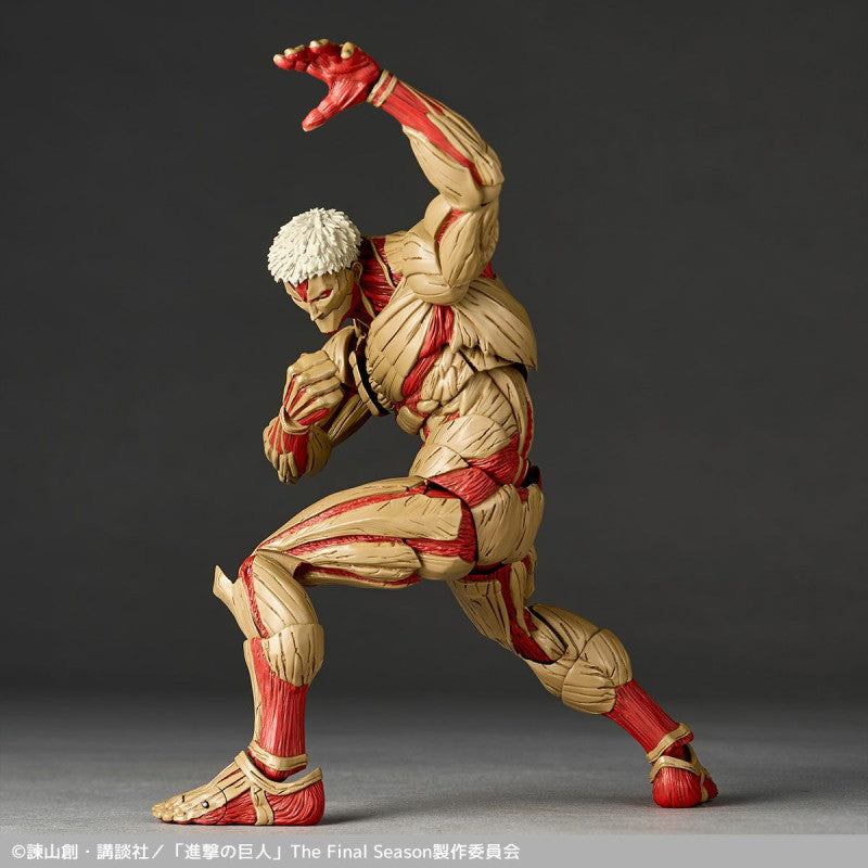 PRE ORDER – KAIYODO REVOLTECH AMAZING YAMAGUCHI ARMORED TITAN - REINER BRAUN