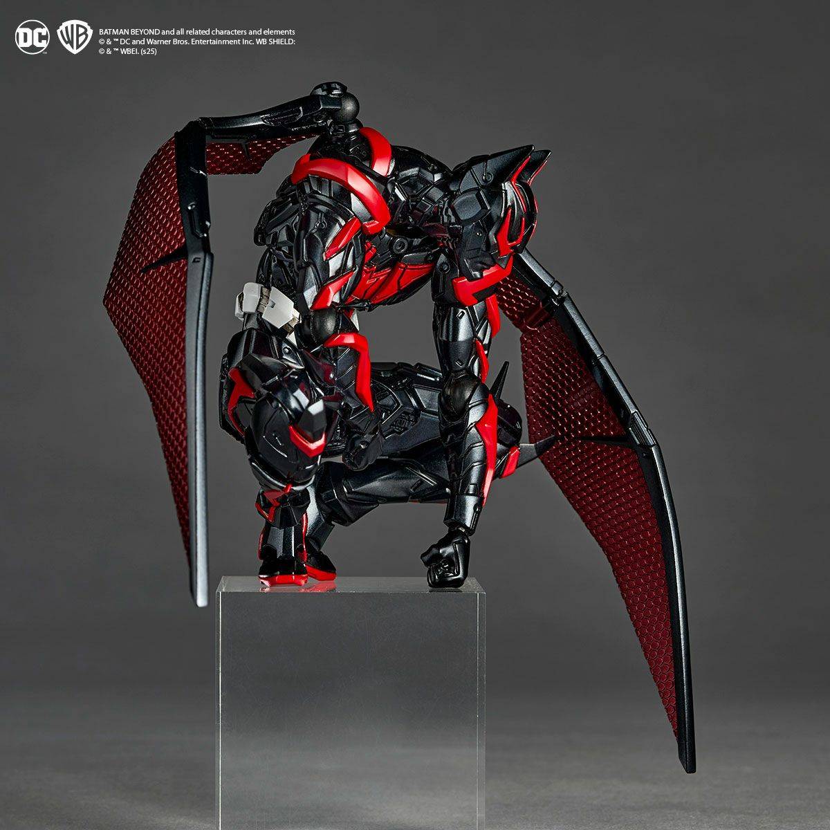 PRE ORDER – THE AMAZING YAMAGUCHI BATMAN BEYOND