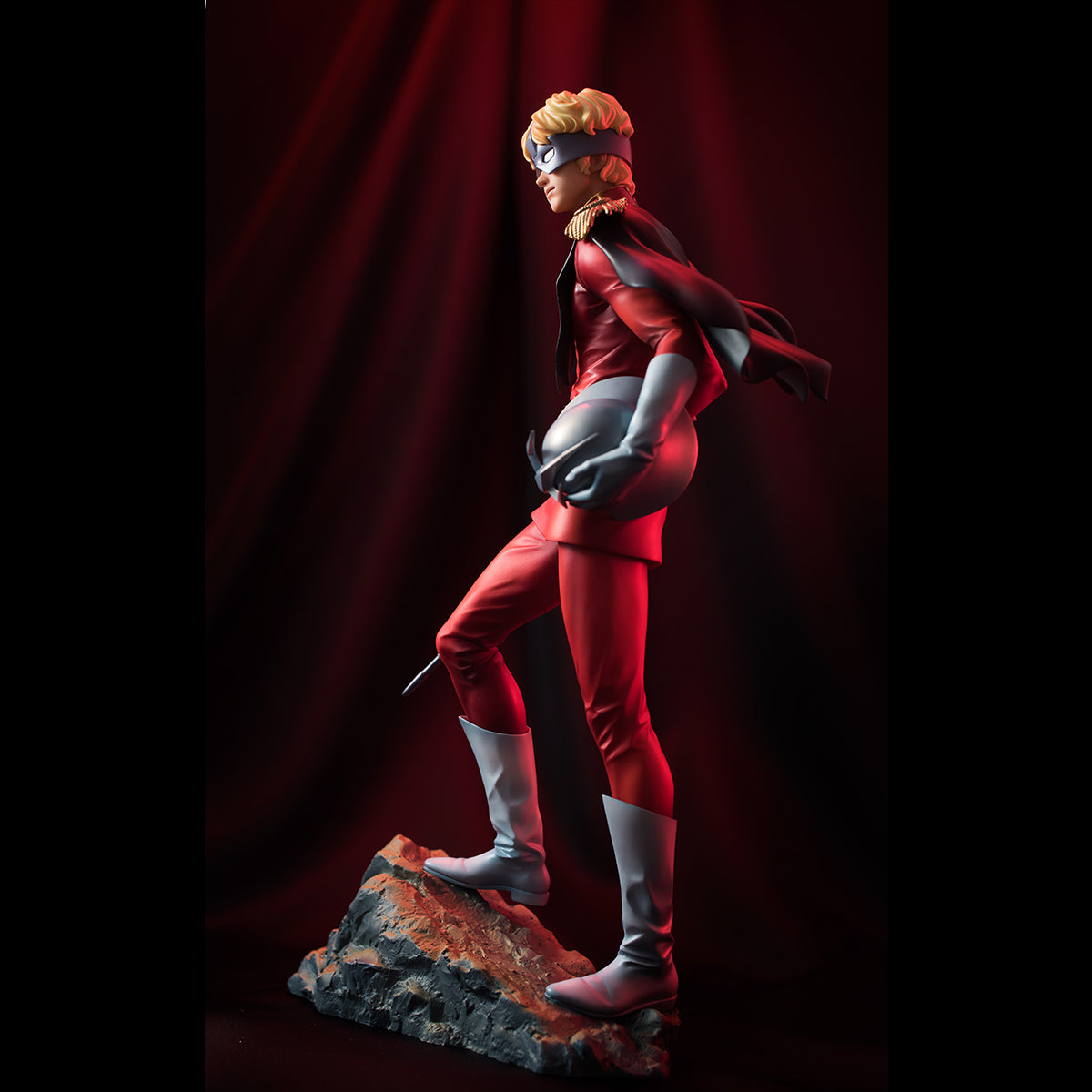 PRE ORDER – GGG SERIES MOBILE SUIT GUNDAM  CHAR AZNABLE  【LIMITED RESALE】