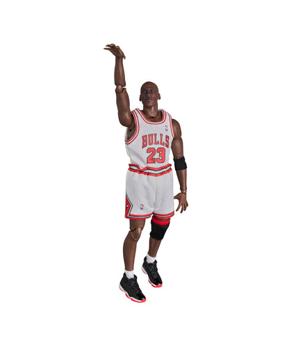 PRE ORDER – MAFEX MICHAEL JORDAN ( CHICAGO BULLS HOME )