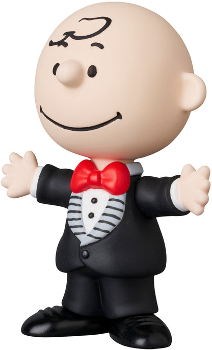 PRE ORDER – UDF PEANUTS SERIES 17 : CHARLIE BROWN ( TUXEDO VER. )